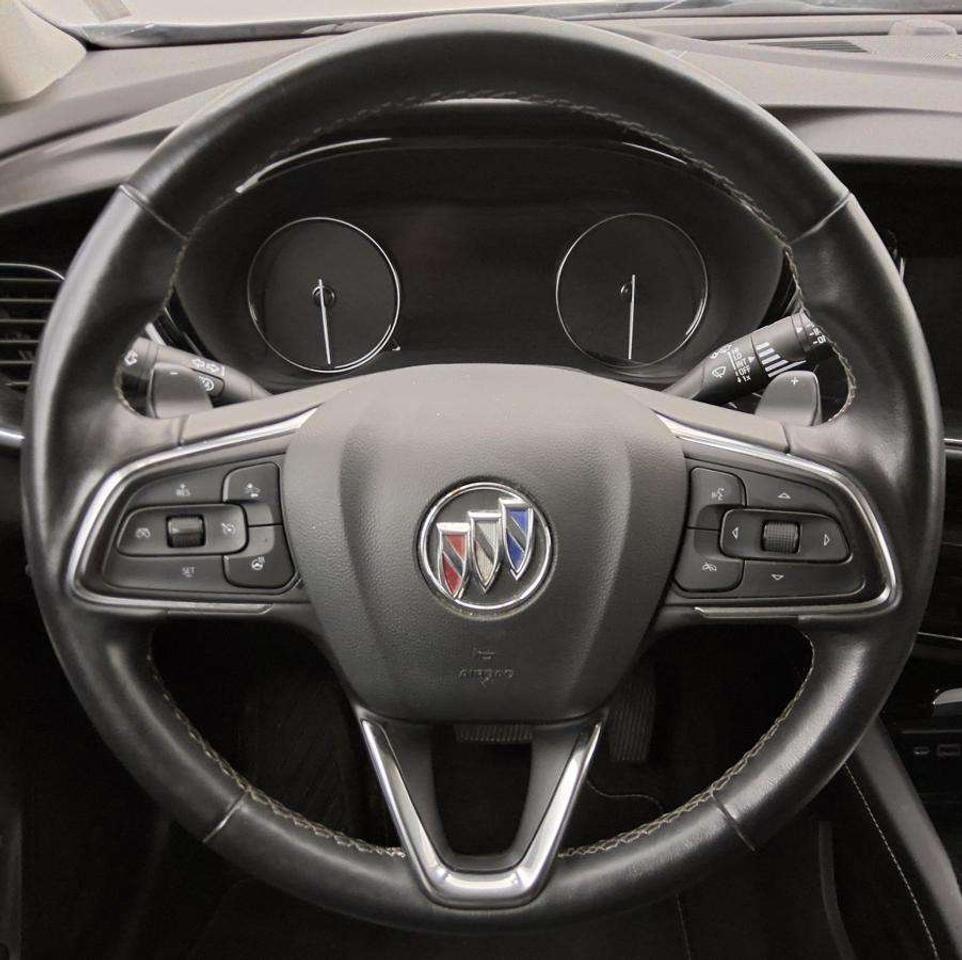 2023 Buick Envision Essence Photo