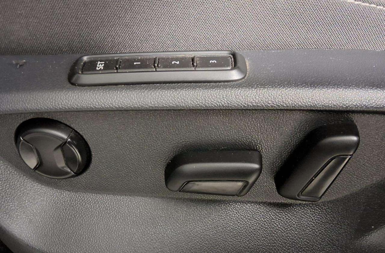 2021 Volkswagen Tiguan Highline Photo