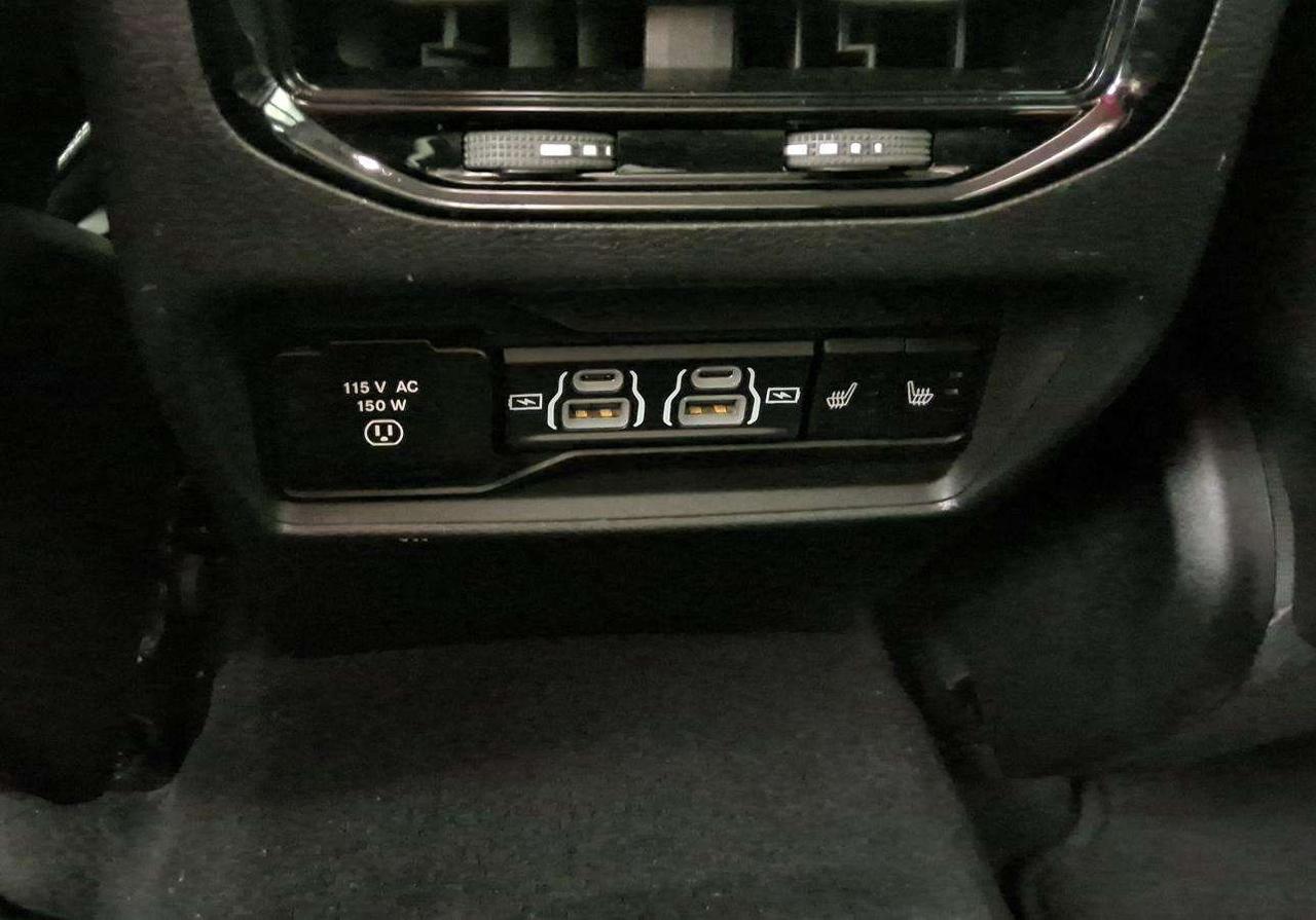 2023 Jeep Grand Cherokee Limited Photo