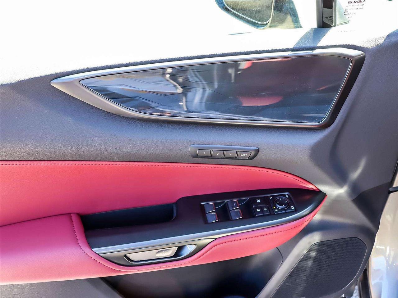2025 Lexus NX PREMIUM AWD 2.4L TURBO ADAPTIVE CRUISE NAVI Photo
