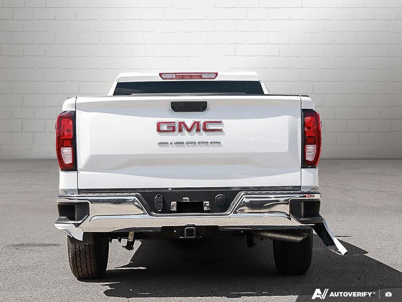 2026 GMC Sierra 1500 Crew Cab Short Box 4-Wheel Drive Pro Photo