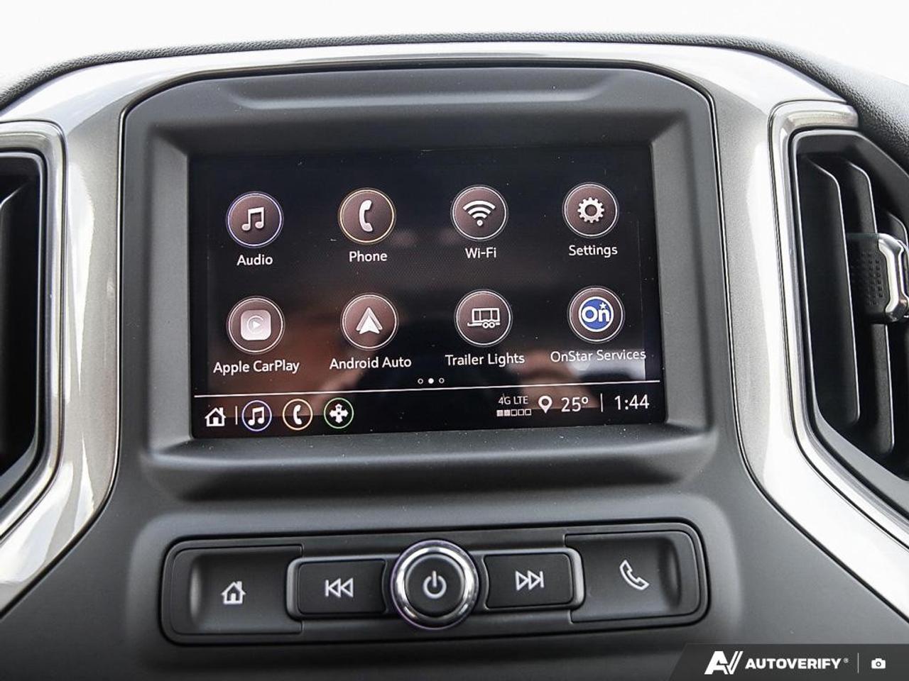 2026 GMC Sierra 1500 Crew Cab Short Box 4-Wheel Drive Pro Photo