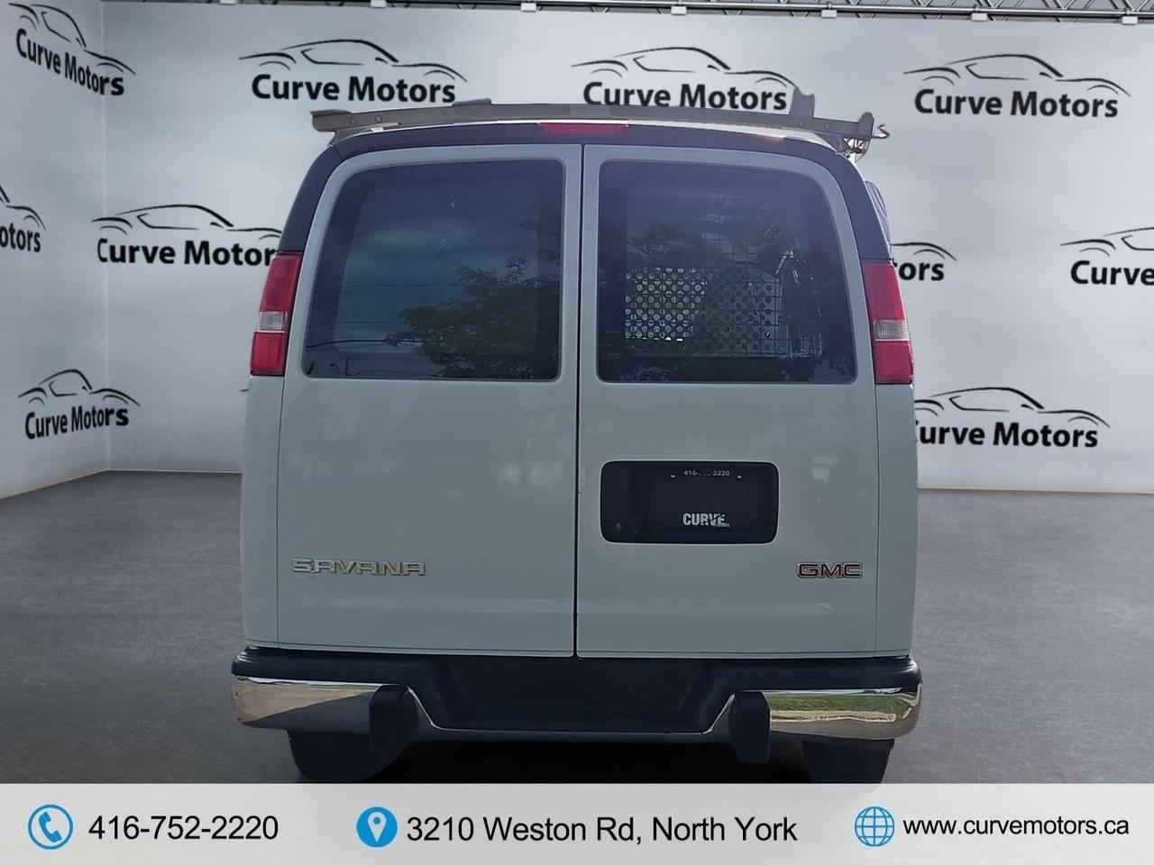 2018 GMC Savana 2500 135 * NO ACCIDENTS / CAMERA / CRUISE CONTROL / LOW KM Photo