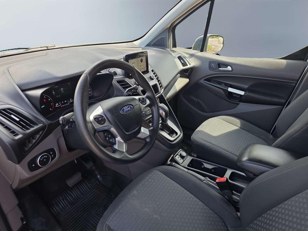 2020 Ford Transit Connect XLT w/Dual Sliding Doors * NO ACCIDENTS / SHELVES / CAMERA / DRIVER ASSIST Photo