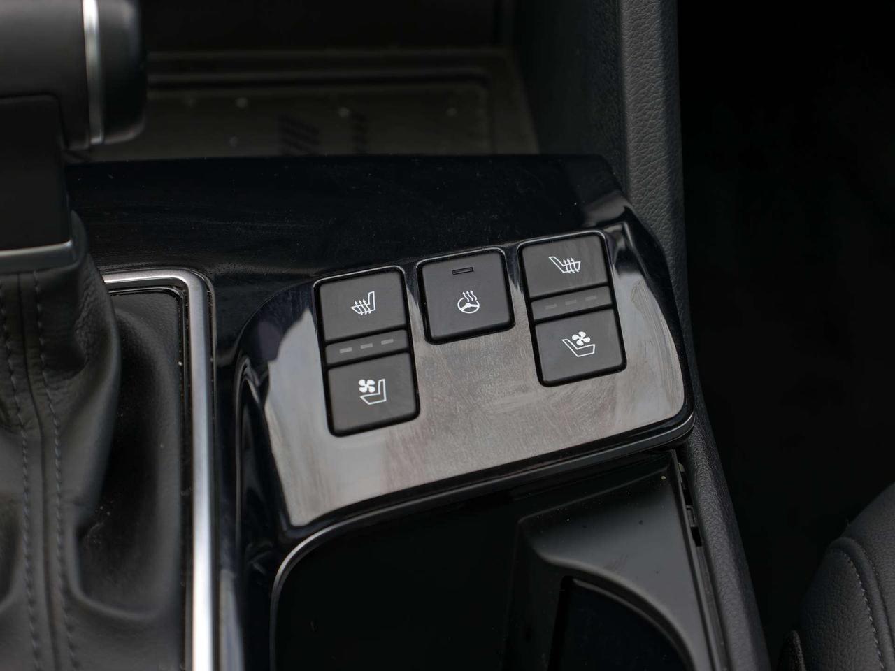 2024 Kia Sportage X-Line Limited   Blindview Monitor   Premium Sound Photo