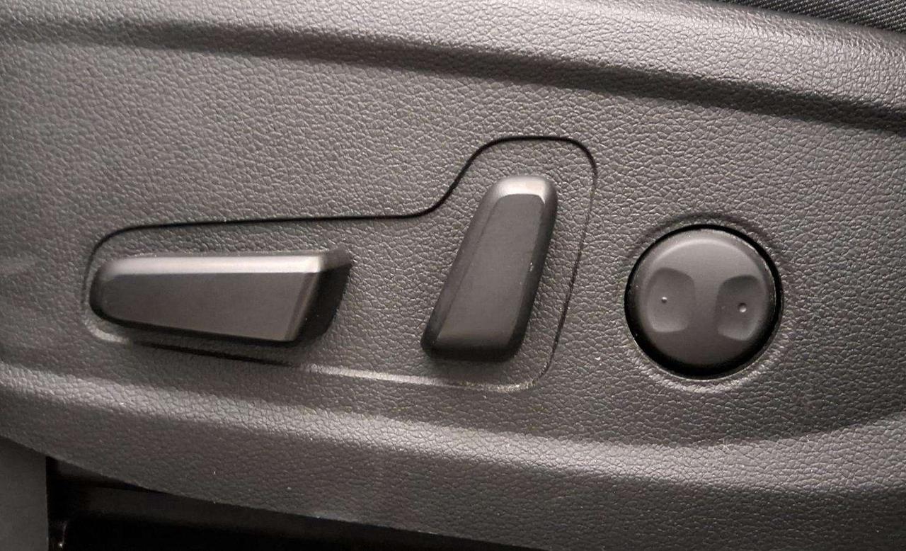 2021 Hyundai Santa Fe Preferred Photo
