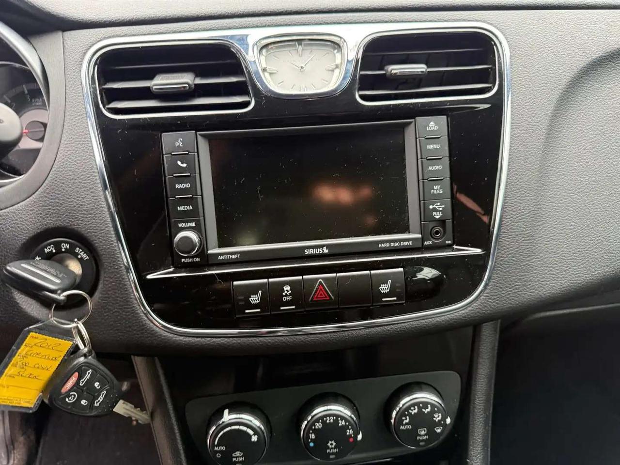 2012 Chrysler 200 Limited *CERTIFIED* Photo