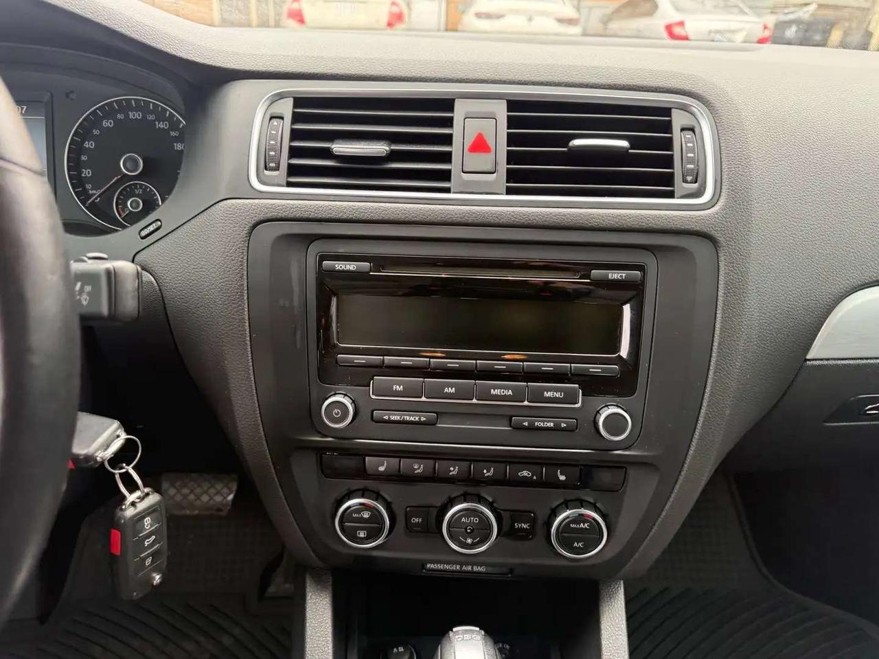 2013 Volkswagen Jetta Hybrid *CERTIFIED* Photo
