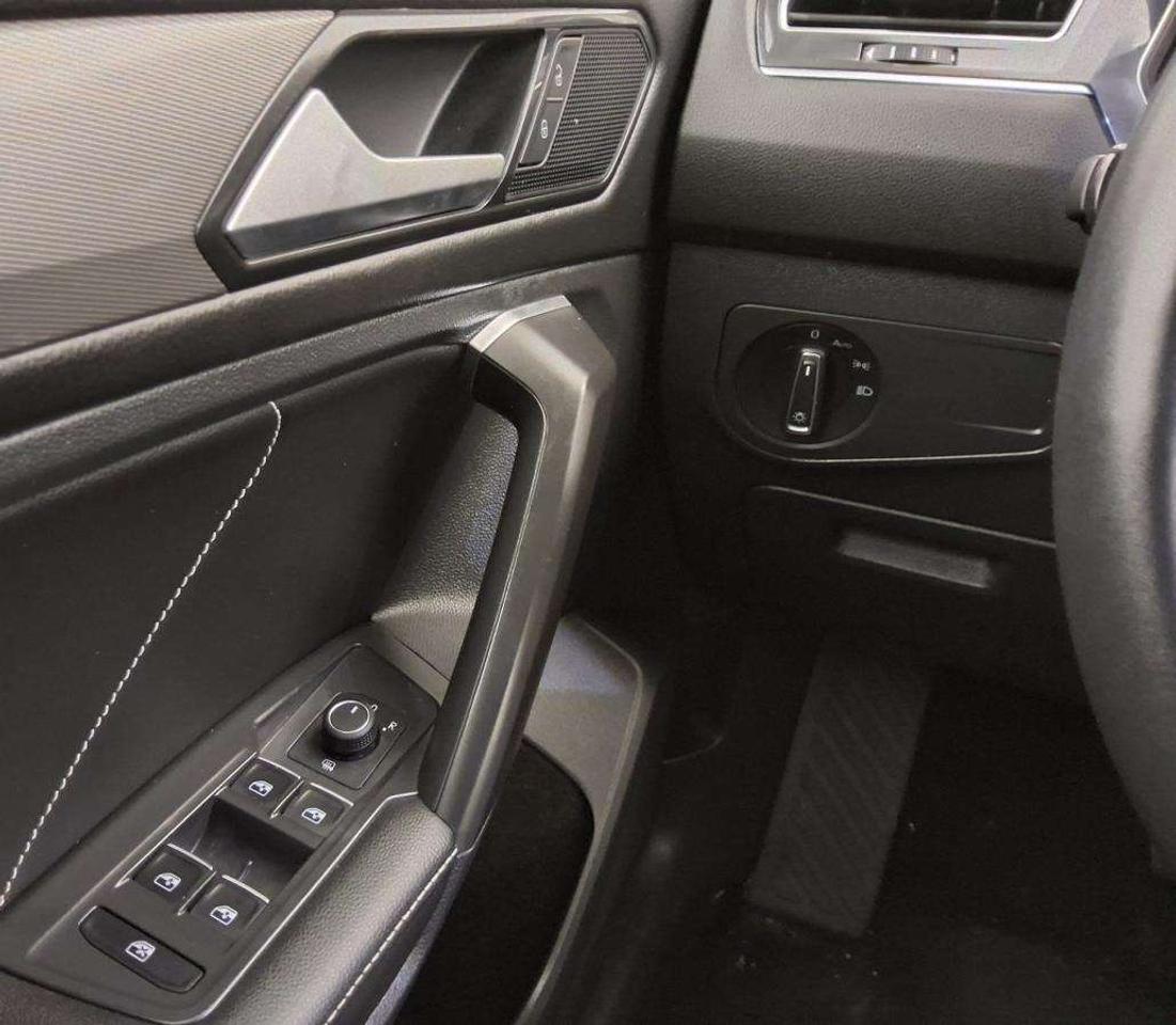 2023 Volkswagen Tiguan COMFORTLINE Photo