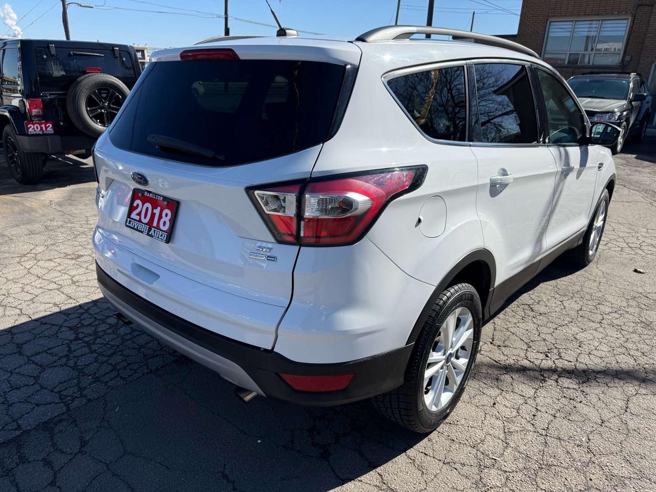2018 Ford Escape SE *CERTIFIED* Photo
