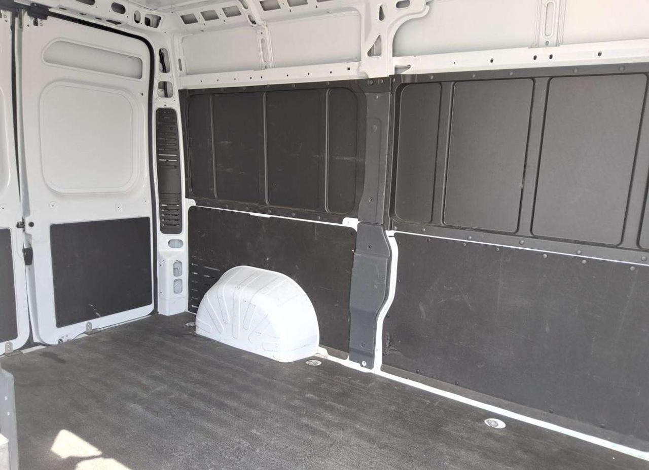 2025 RAM ProMaster Tradesman Photo