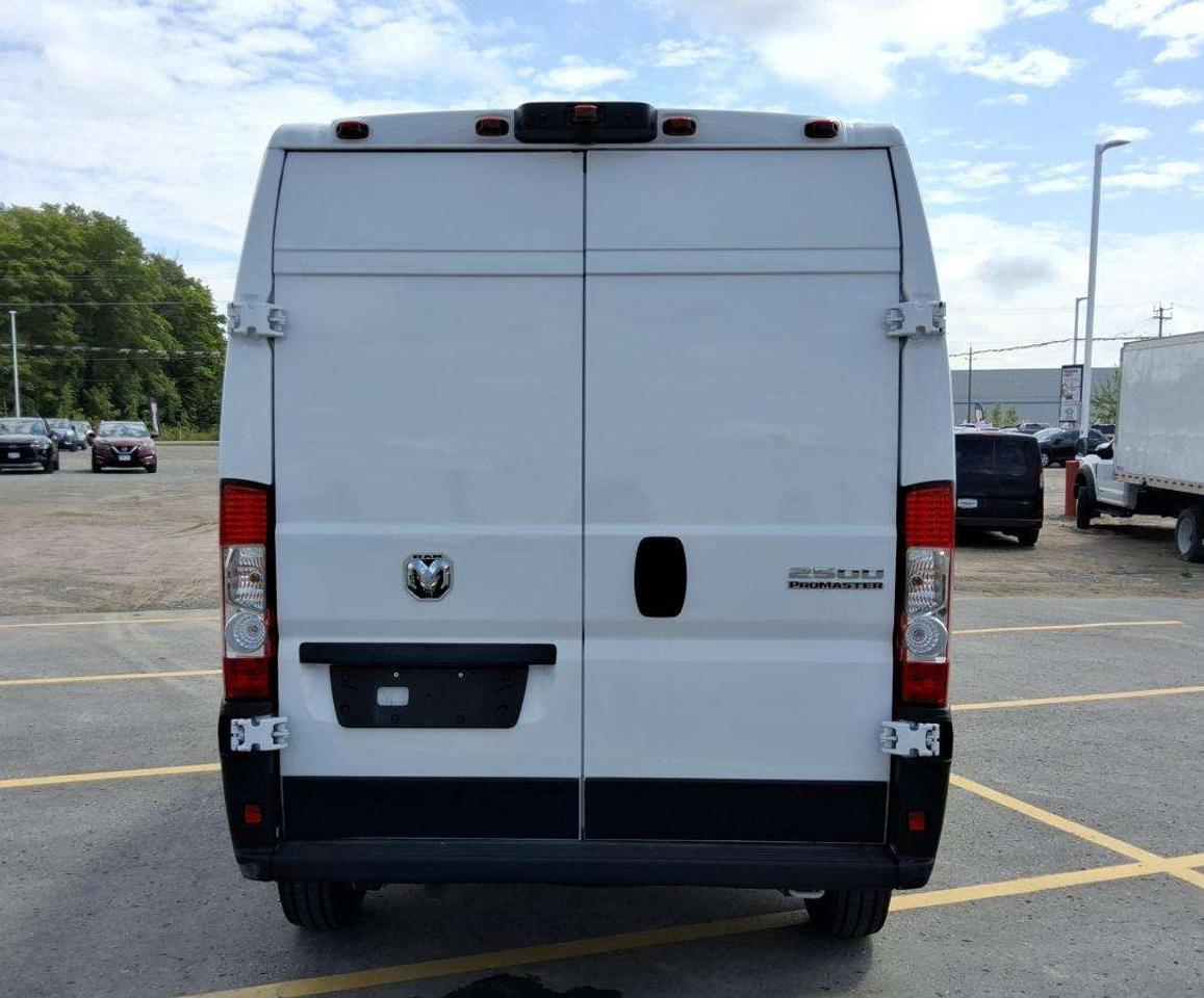 2025 RAM ProMaster Tradesman Photo