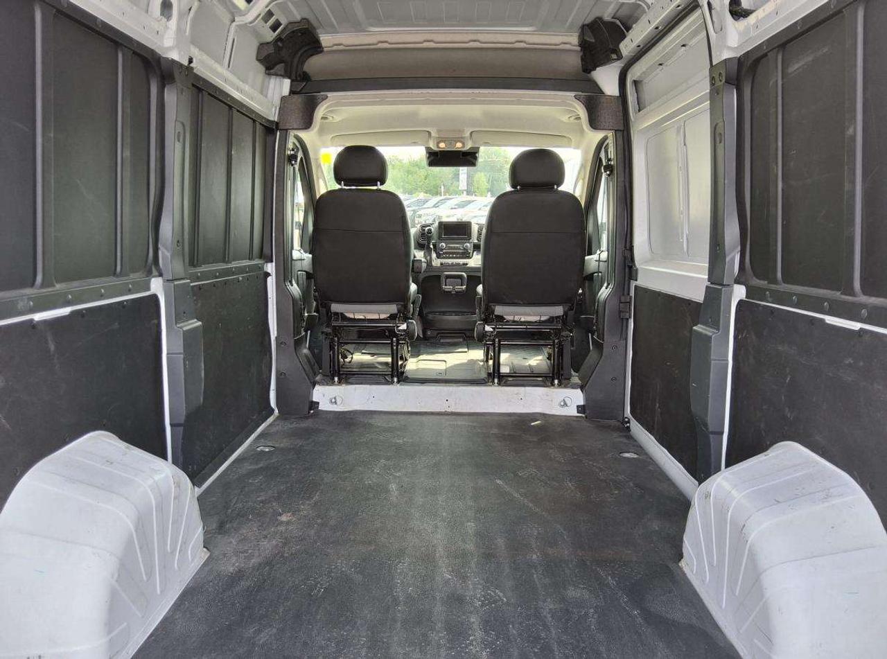 2025 RAM ProMaster Tradesman Photo