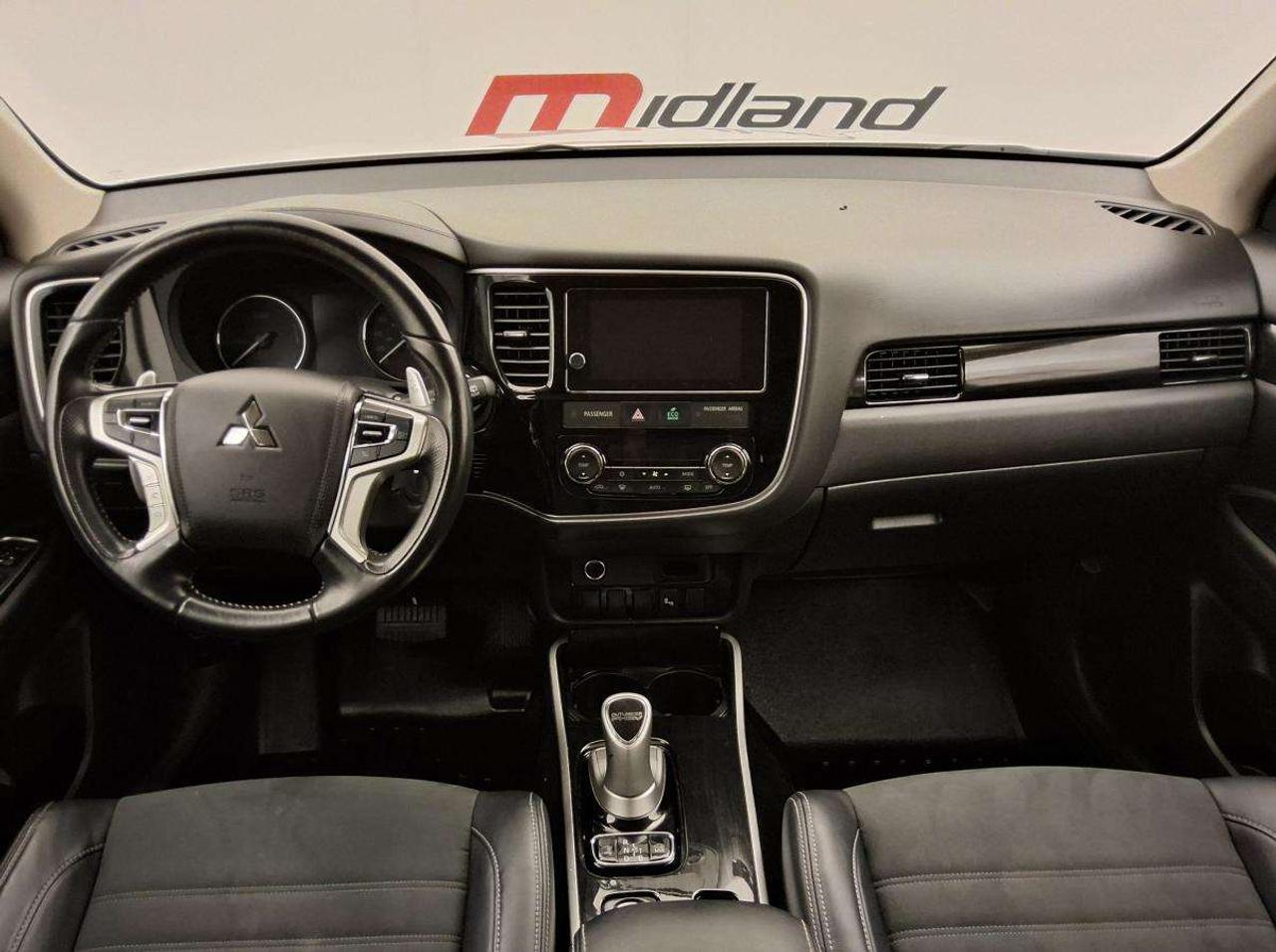 2018 Mitsubishi Outlander SE Photo