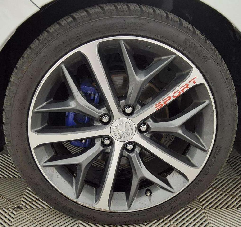 2024 Honda Civic Touring Photo