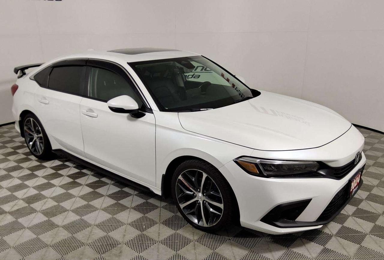 2024 Honda Civic Touring Photo