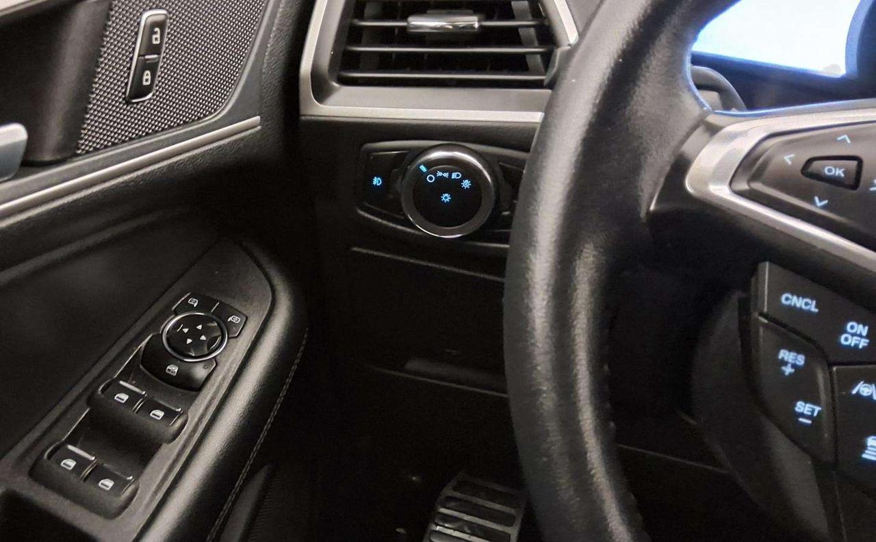 2024 Ford Edge SEL Photo