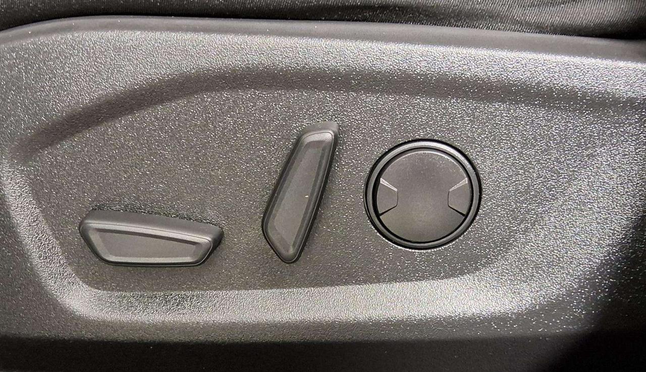 2024 Ford Edge SEL Photo