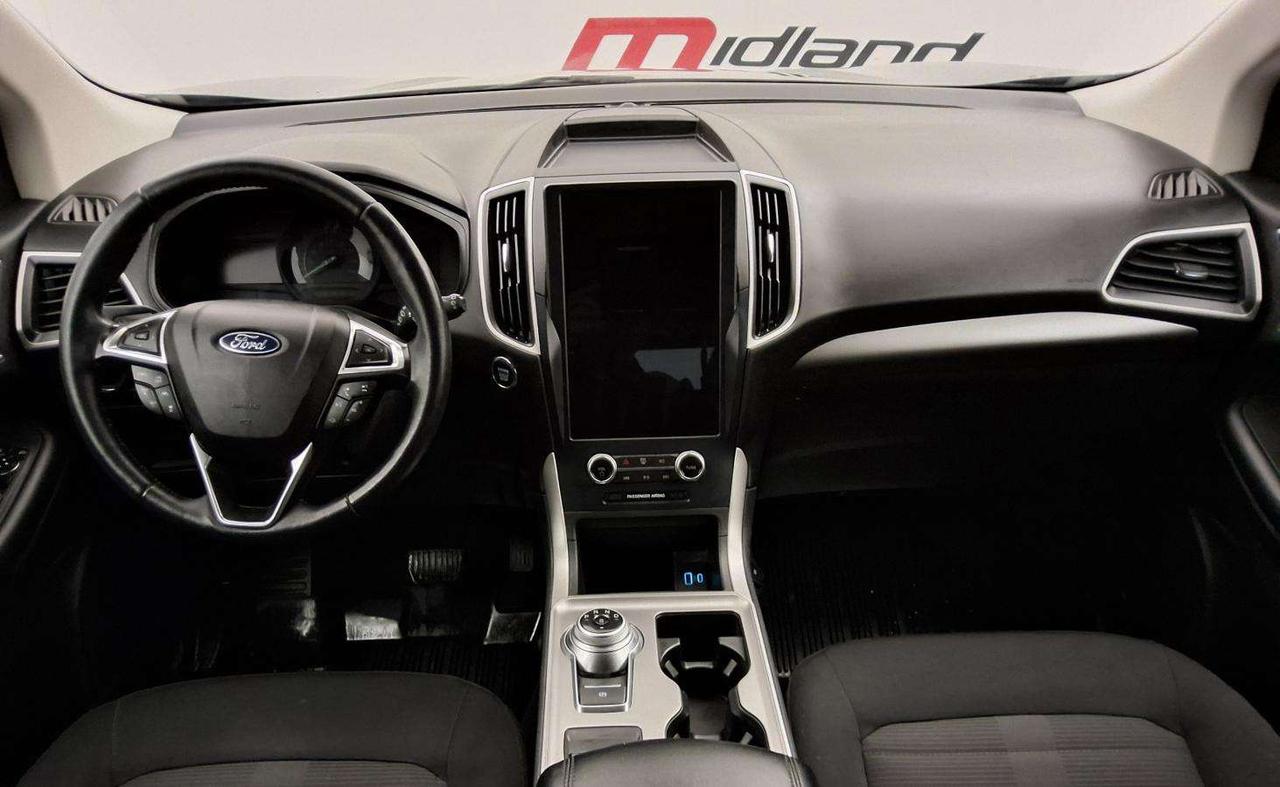 2024 Ford Edge SEL Photo