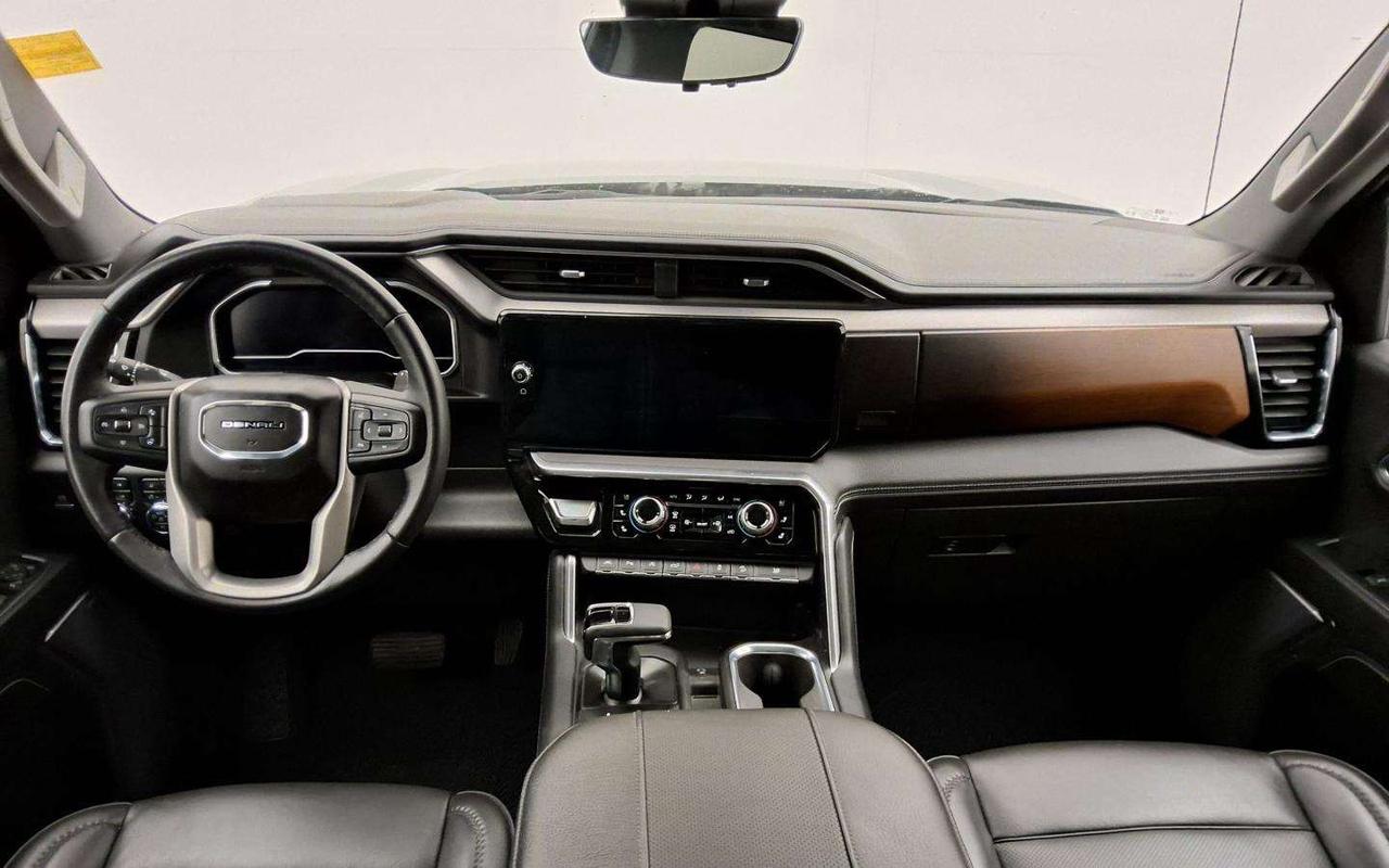 2023 GMC Sierra 1500 Denali Photo