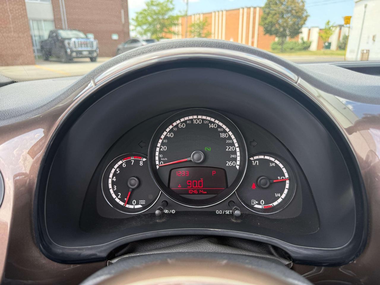 2015 Volkswagen Beetle TRENDLINE   CONVERTIBLE   NO ACCIDENT Photo
