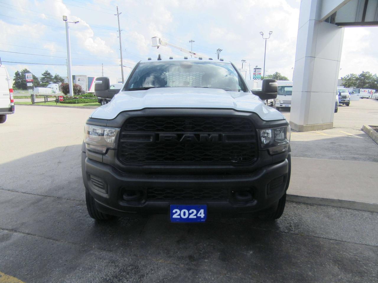 2024 RAM 5500 4X4 DIESEL CREW CAB 12 FT FLAT DECK / GOOSE NECK Photo