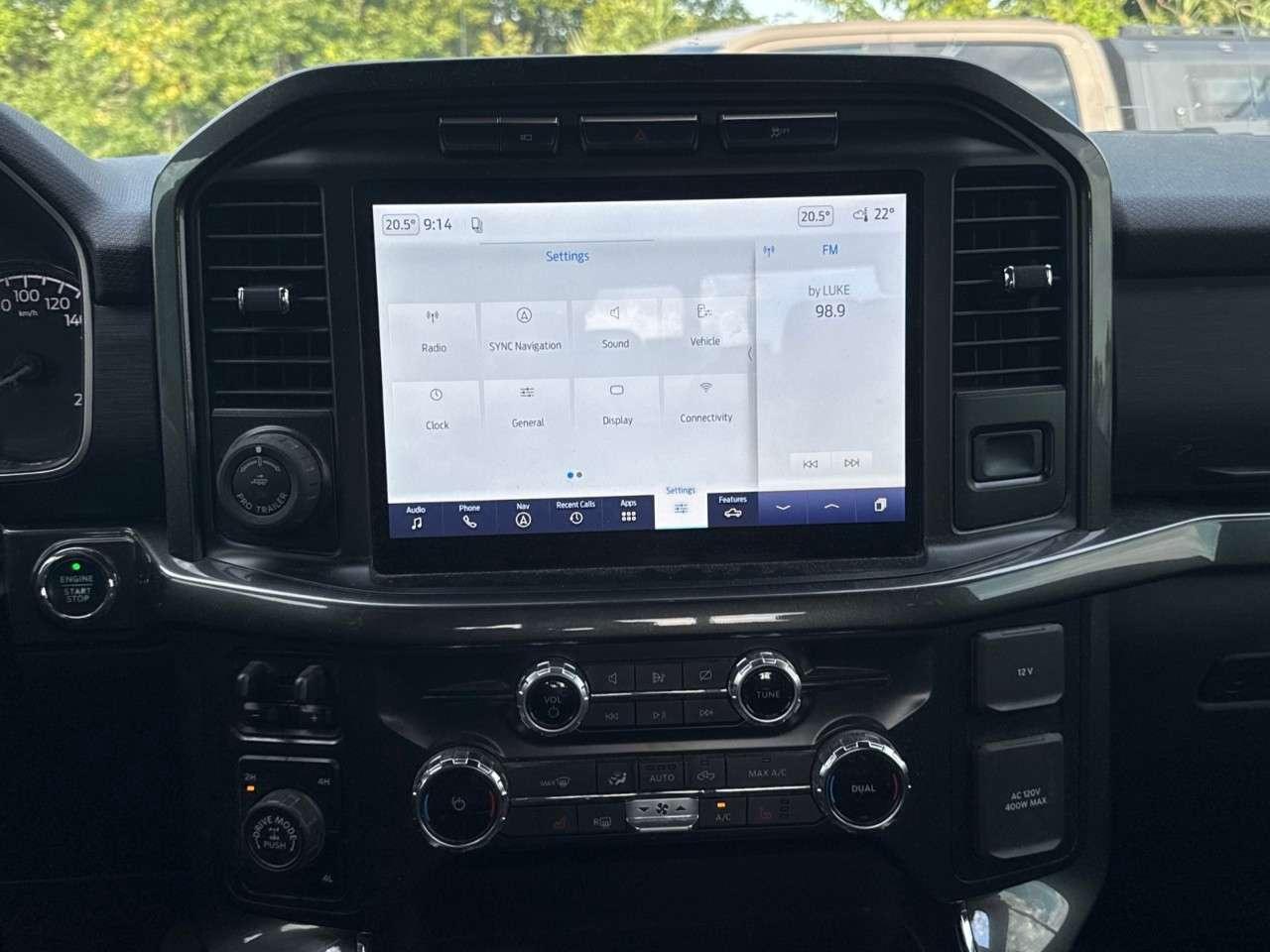 2022 Ford F-150 XLT   TOW PKG   TOW MIRRORS   NAVIGATION Photo