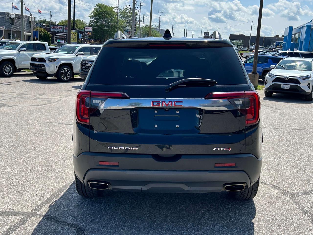 2020 GMC Acadia AT4 Photo