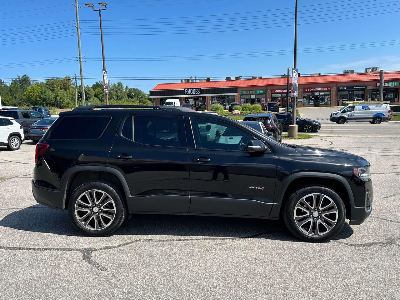 2020 GMC Acadia AT4 Photo