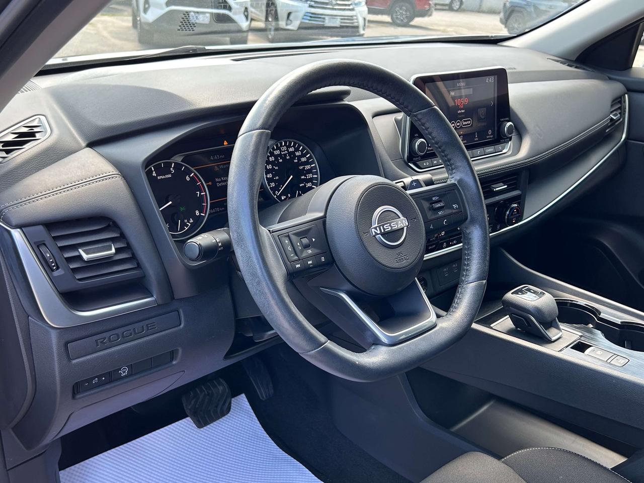 2024 Nissan Rogue S Photo