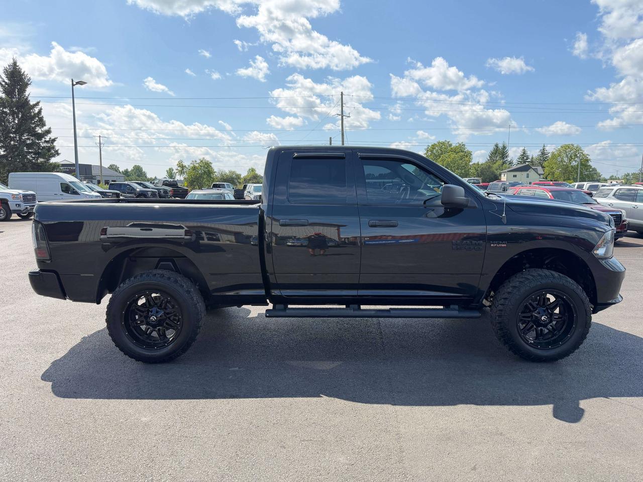 2017 RAM 1500 Express Photo