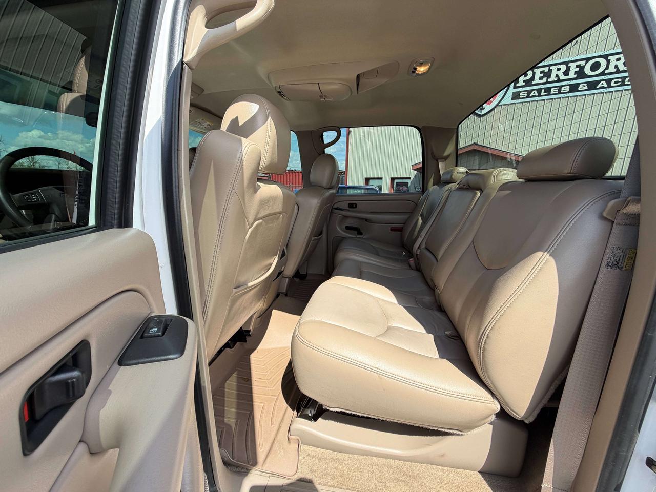 2005 Chevrolet Silverado 2500 LT Photo