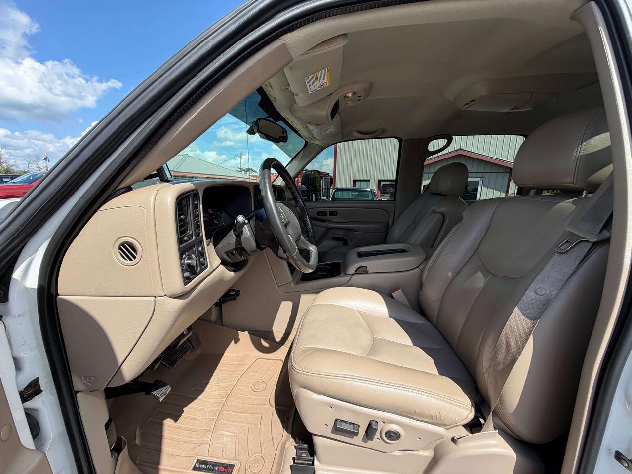 2005 Chevrolet Silverado 2500 LT Photo