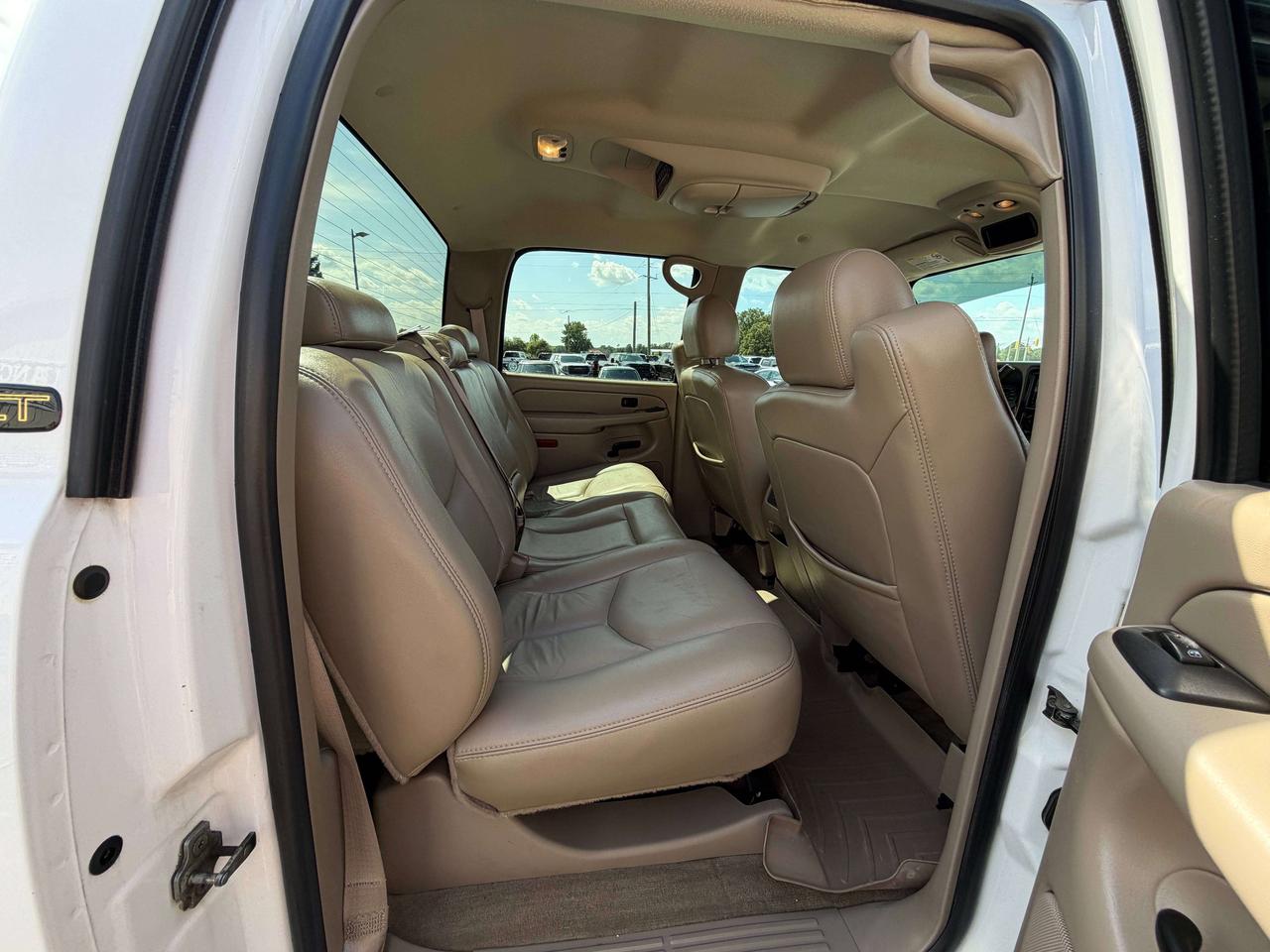 2005 Chevrolet Silverado 2500 LT Photo