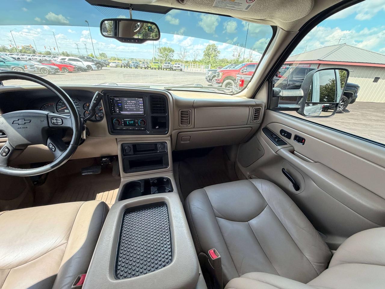 2005 Chevrolet Silverado 2500 LT Photo