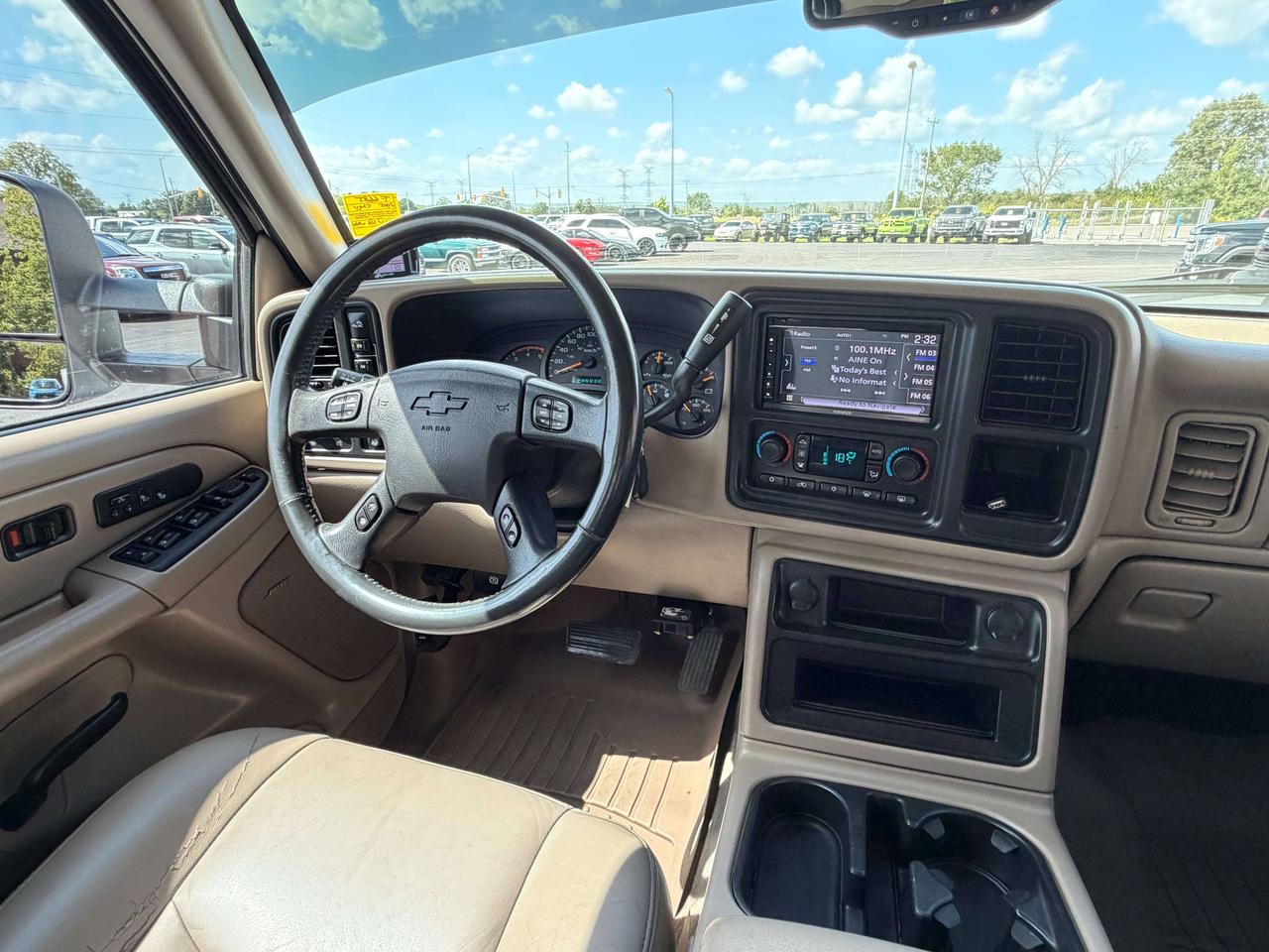 2005 Chevrolet Silverado 2500 LT Photo