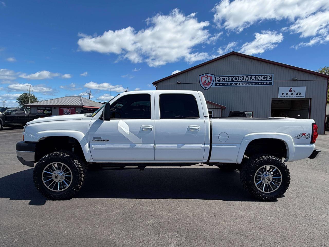 2005 Chevrolet Silverado 2500 LT Photo