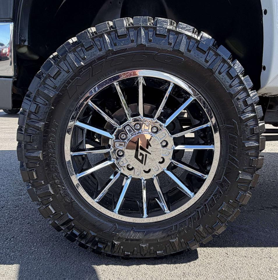 2005 Chevrolet Silverado 2500 LT Photo