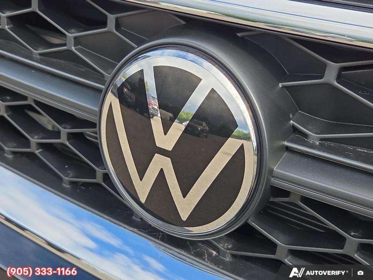 2024 Volkswagen Taos Comfortline Apple CarPlay & Android Auto • Remote Start System • Heated Front Seats • Power Driver Seat • Lane Assist • S Photo