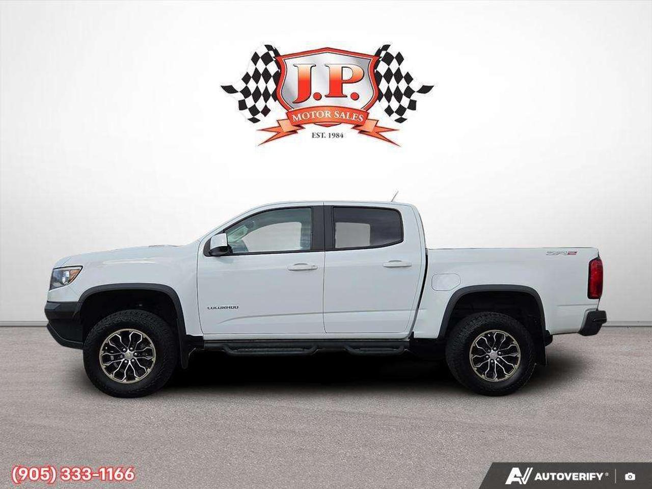 2019 Chevrolet Colorado ZR2 Apple CarPlay & Android Auto • Leather Seating • Remote Start System • Built-In Wi-Fi Hotspot • Heated Front Seats • Photo3