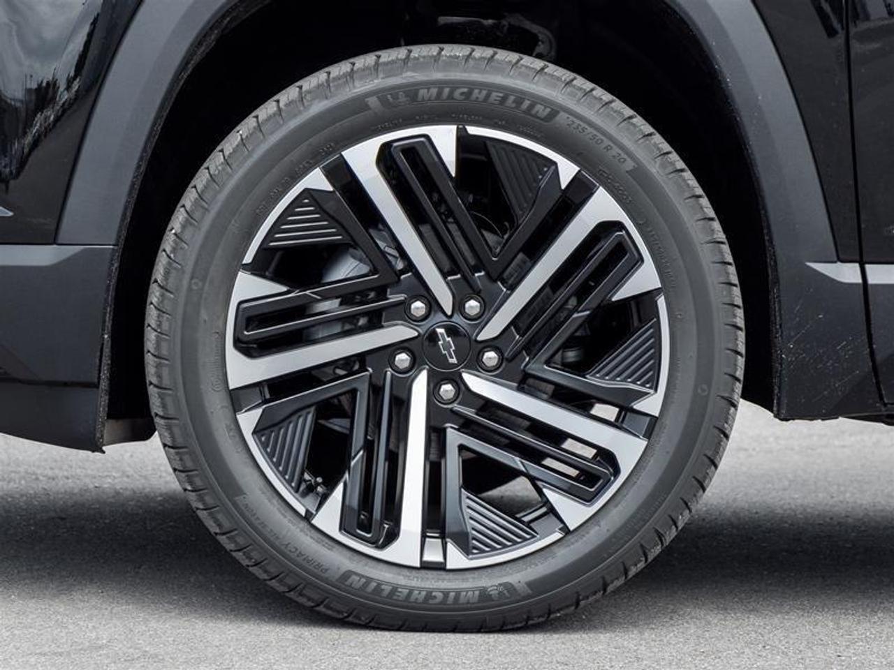 2027 Chevrolet Equinox RS 4dr All-Wheel Drive Photo