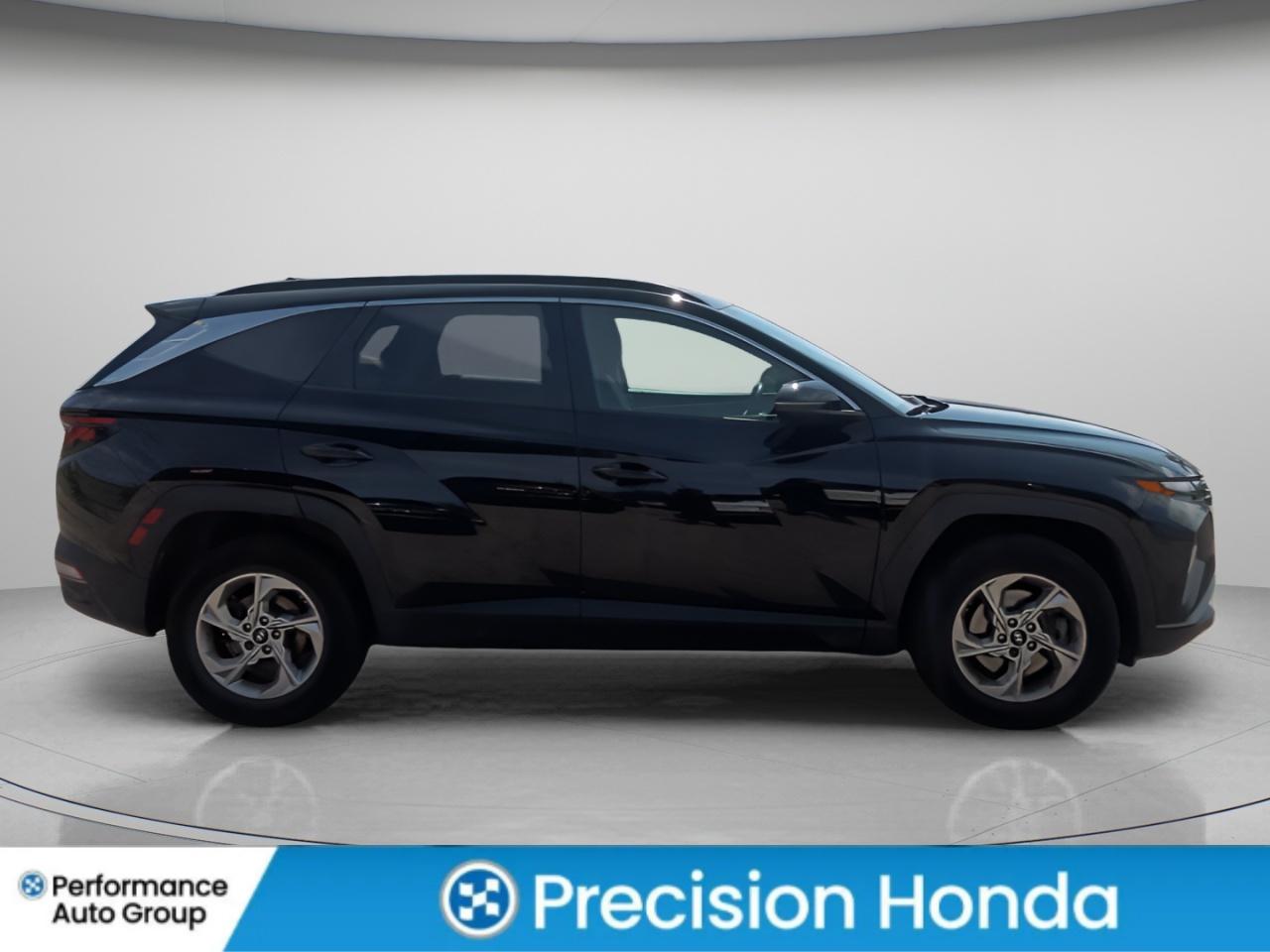 2023 Hyundai Tucson Preferred AWD CarPlay Heated Seats Bluetooth Photo