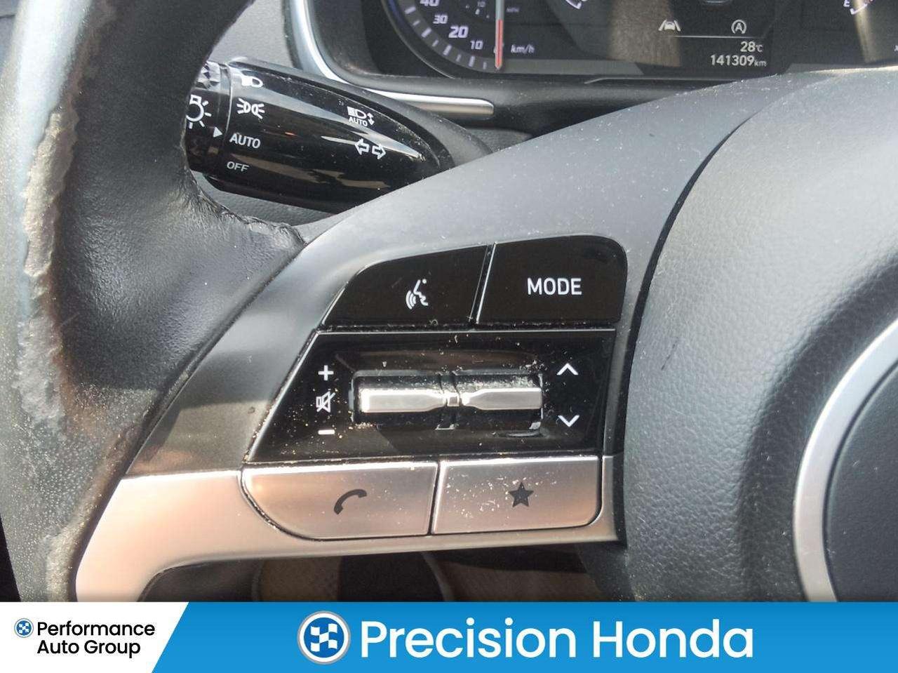 2023 Hyundai Tucson Preferred AWD CarPlay Heated Seats Bluetooth Photo