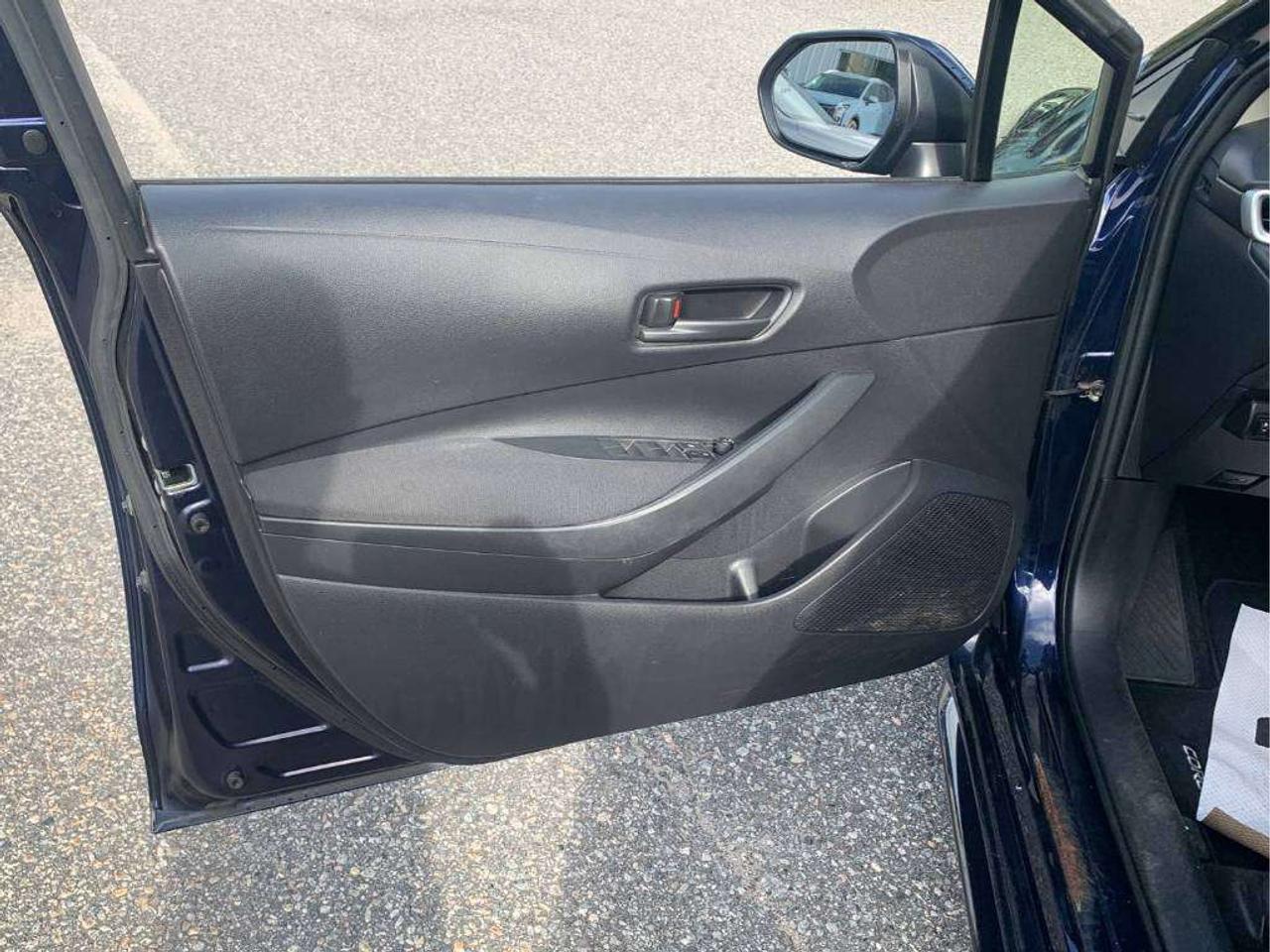 2022 Toyota Corolla LE Photo