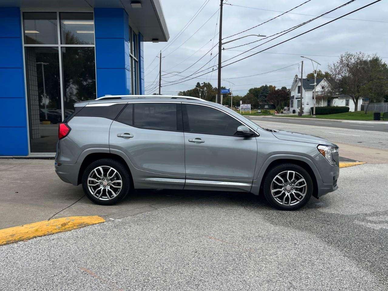 2023 GMC Terrain DENALI CPO RATES APPLY @ 3.99%-5.49% OAC Photo3