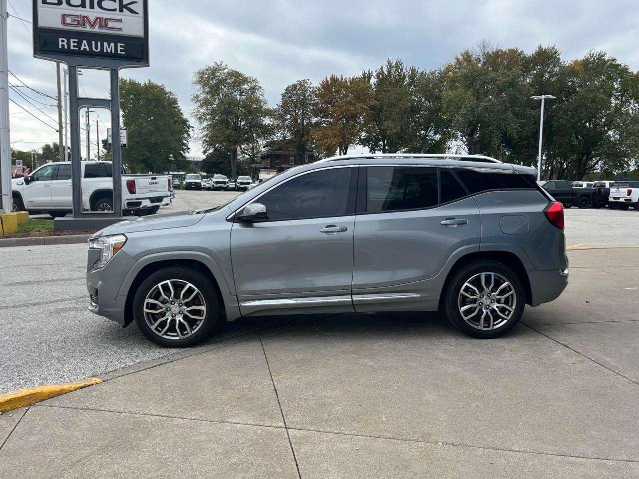 2023 GMC Terrain DENALI CPO RATES APPLY @ 3.99%-5.49% OAC Photo