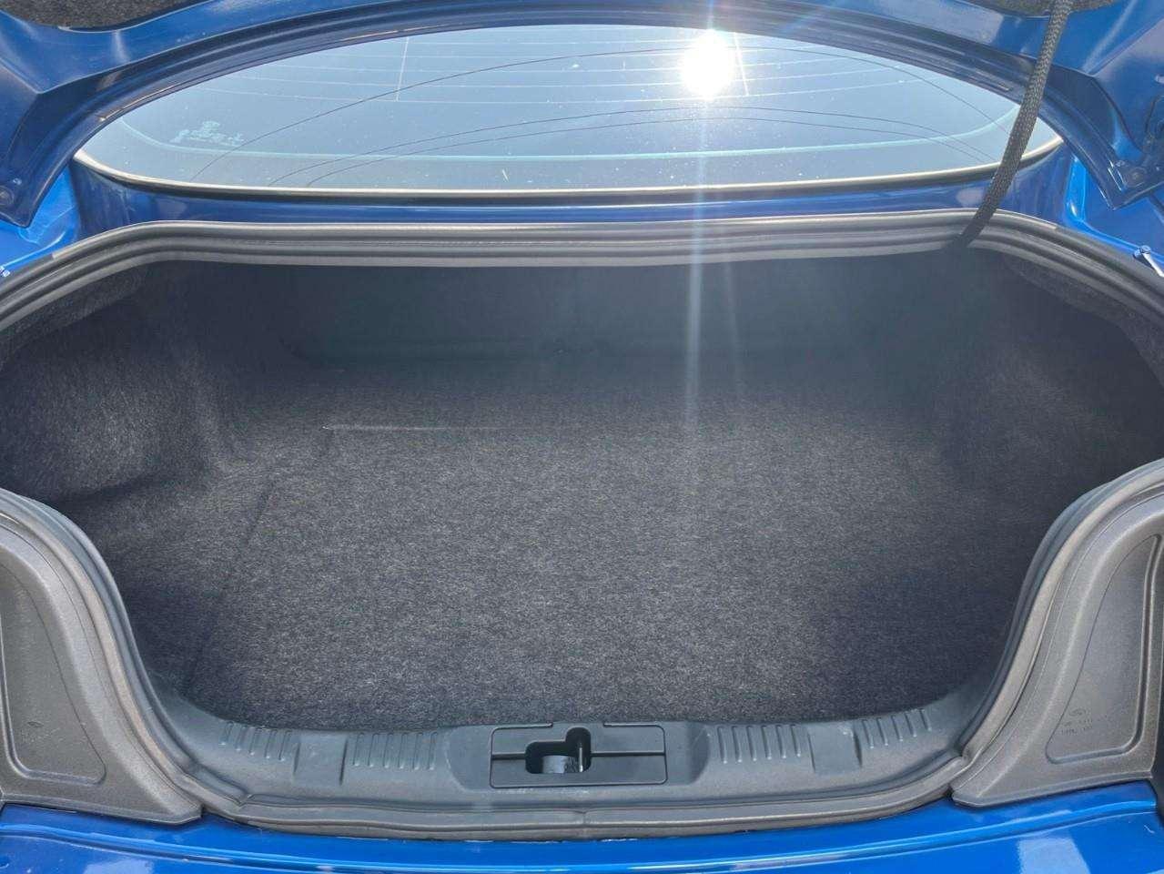 2018 Ford Mustang ECOBOOST MATURE OWNER Photo