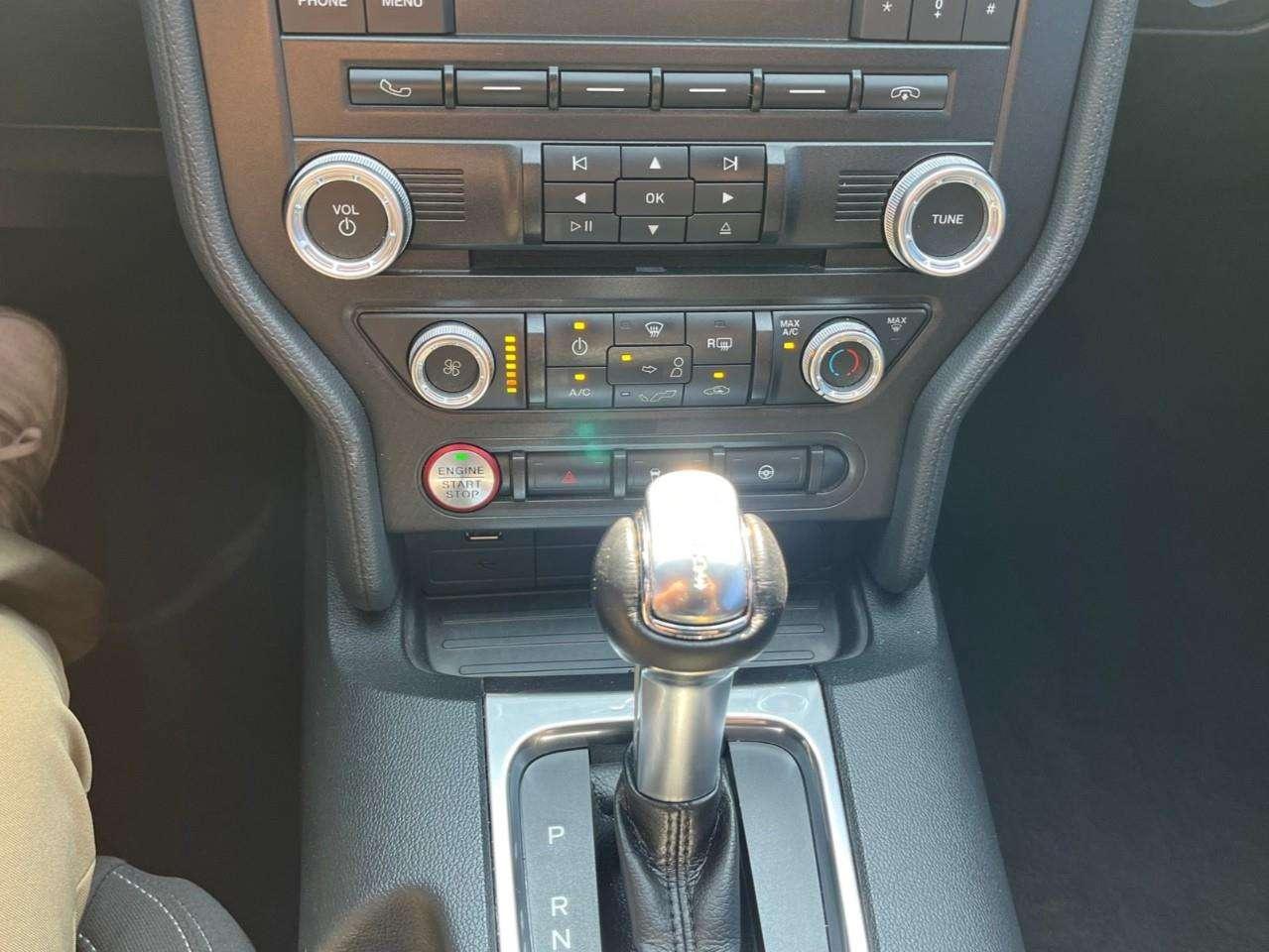 2018 Ford Mustang ECOBOOST MATURE OWNER Photo
