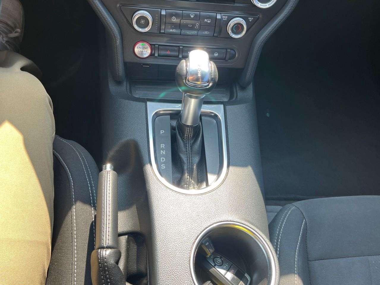 2018 Ford Mustang ECOBOOST MATURE OWNER Photo