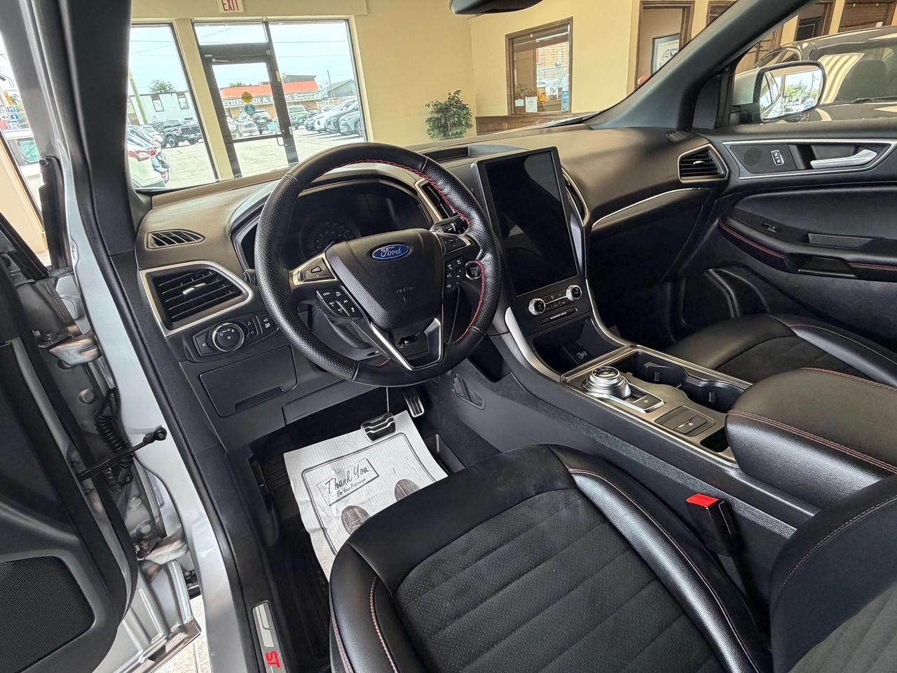 2022 Ford Edge ST Line Call Belleville @613-961-8848 for info Photo